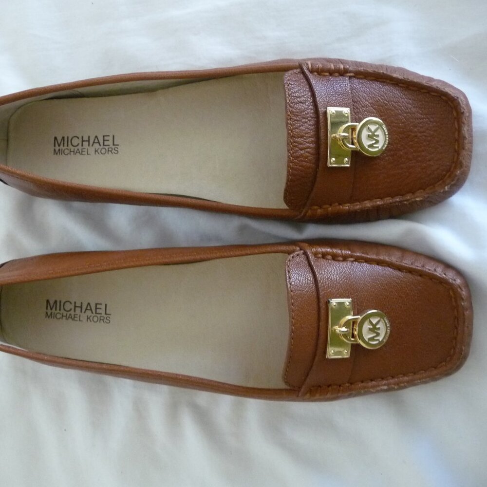 MICHAEL KORS LEATHER LOAFERS